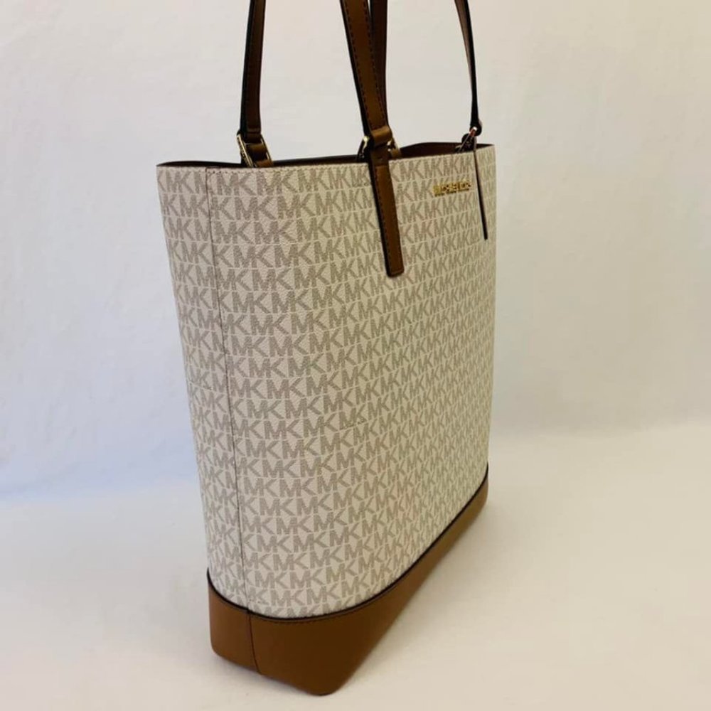 Michael Kors Kelli Large Two-Tone Logo Tote Bag - Picture 5 of 15